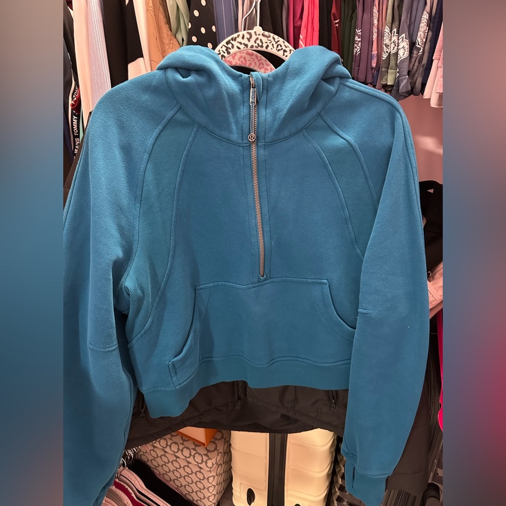 WOMENS LULULEMON SCUBA